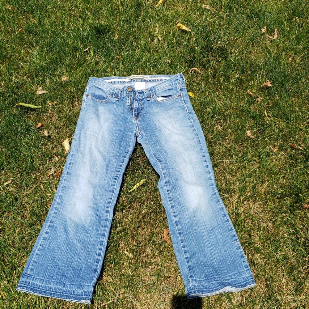 Gap low rise cropped stretch capris